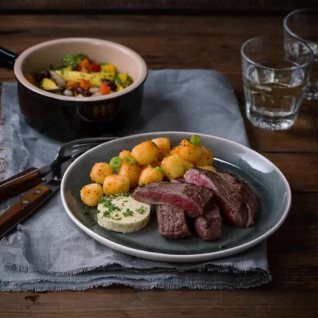 מלון Campanile & Restaurant