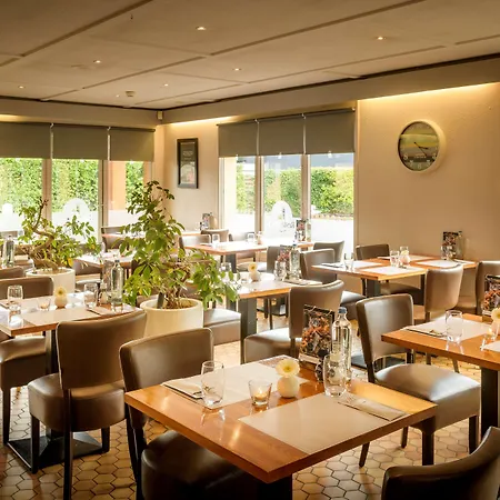 Hotel Campanile & Restaurant 2*