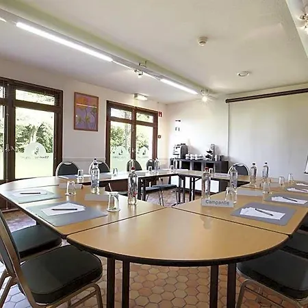 Campanile & Restaurant Hotel