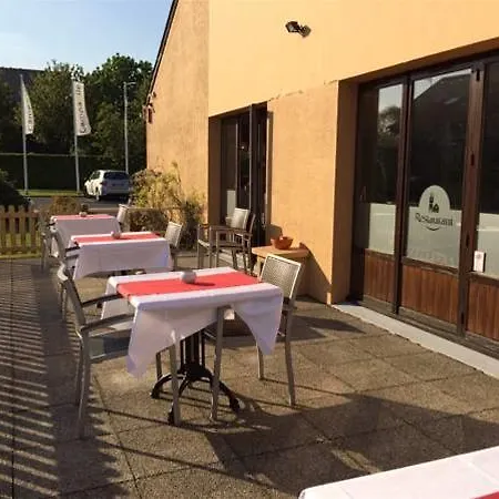 Hotel Campanile & Restaurant 2*