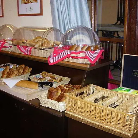 Campanile & Restaurant Hotel 2*