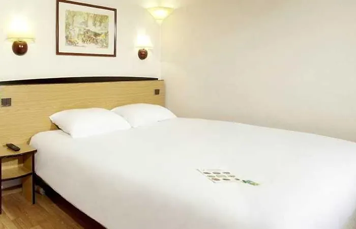 Campanile & Restaurant 2*