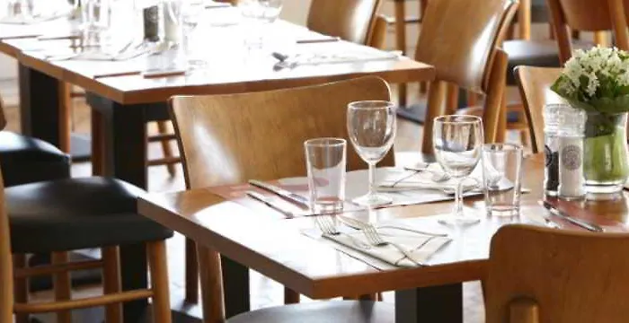 Campanile & Restaurant Hotel 2*