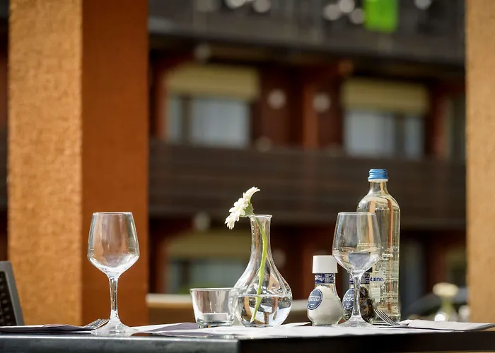 Campanile & Restaurant 2*